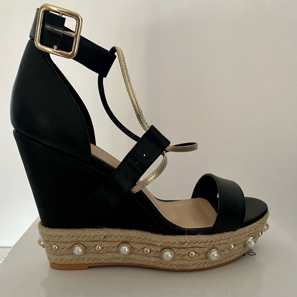 Neiman Marcus Luxy Pearls Wedges Sandals Black/ Gold